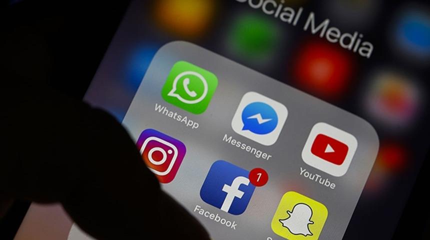 Facebook'tan Taliban'la ilgili içeriklere yasak