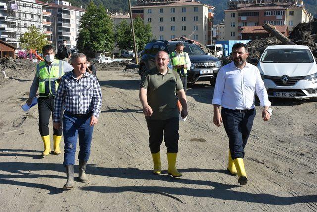 Sanayi ve Teknoloji Bakanı Varank, Bozkurt ve Abana'da incelemede bulundu