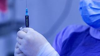 ABD, koronavirüs aşısının ikinci dozundan 8 ay sonra 3. dozu tavsiye edecek