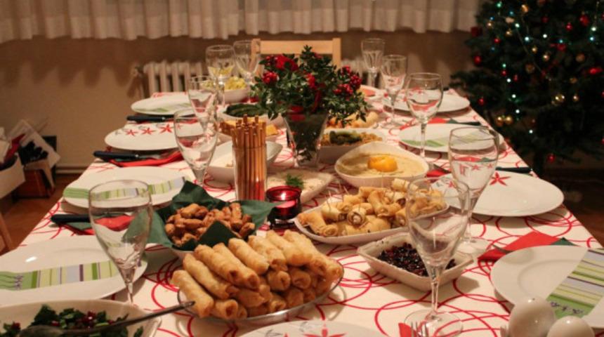 Yılbaşı gecesi nasıl beslenilmeli? Uzmanından uyarı