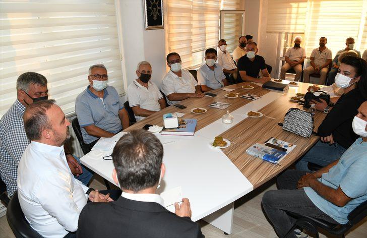 AK Parti Grup Başkanvekili Turan, partisinin Çanakkale Merkez İlçe Başkanlığını ziyaret etti: G3