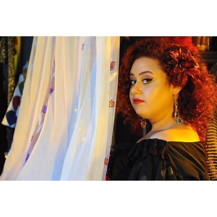 Oyuncu Aslı Samat'tan spor paylaşımı: "Geçmişi ve başarılarımı hatırlatan her ize hayranım!" G1