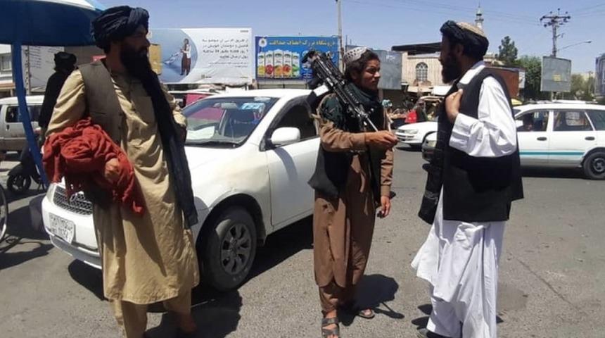 Taliban'ın Afganistan'daki zaferini ve mesajlarını diğer cihat&ccedil;ı &ouml;rg&uuml;tler nasıl yorumluyor?