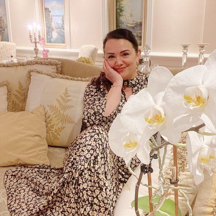 Bir döneme damga vurmuştu! Ünlü sunucu Esra Ceyhan tanınmaz halde! G5