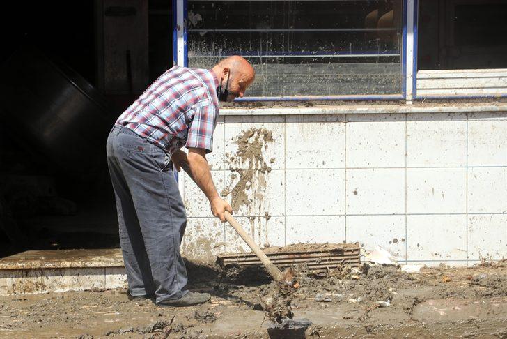 Bozkurt'ta afetzedelerin ihtiyaçları sosyal marketten karşılanıyor G1