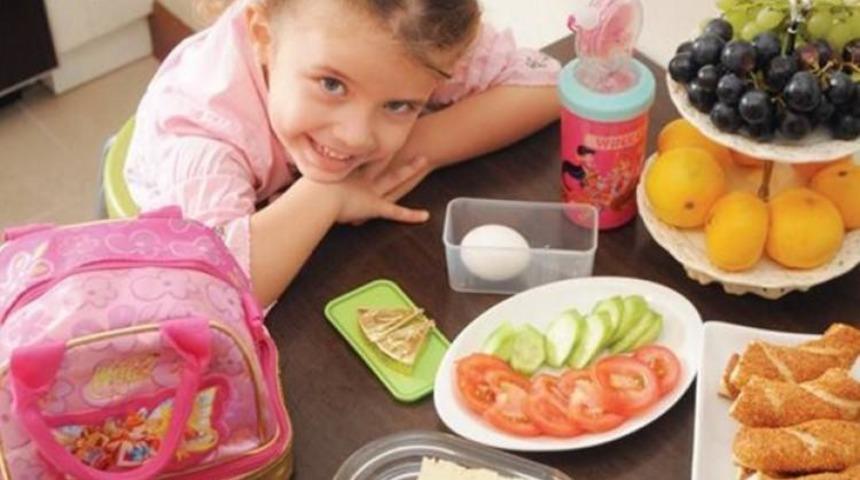 Çocuklara beslenme eğitimi