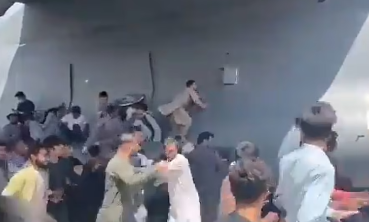 Afganistan'da uçak tekerleğinden düşen iki Afgan'ın kimlikleri tespit edildi G4