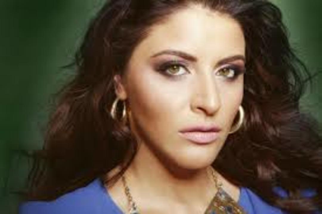 Şarkıcı Zara'nın estetik sonrası halleri olay oldu! Simasını g&ouml;ren tanıyamadı: 'Doğallığı gitmiş'