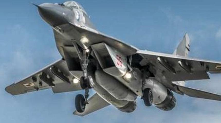 Rusya'da savaş uçağı düştü: 1 ölü