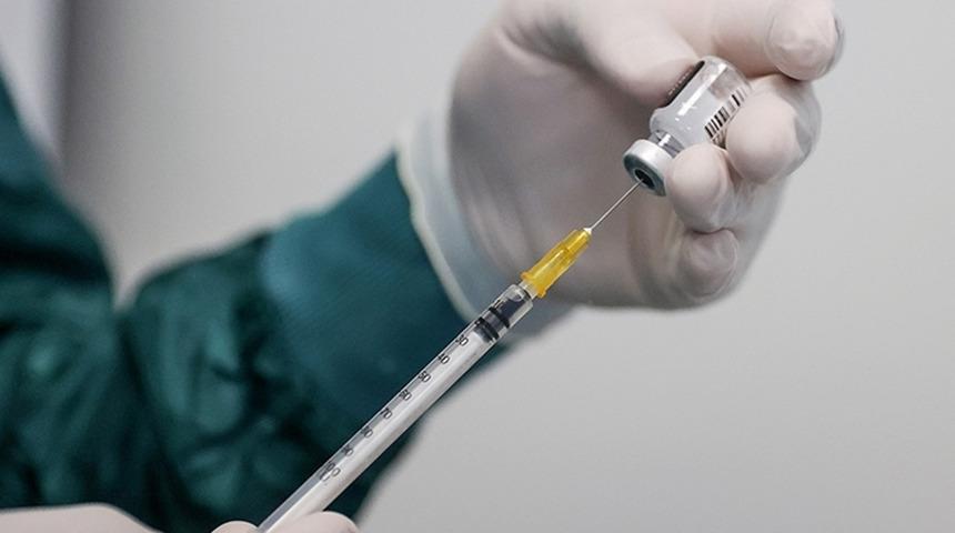 4. doz aşı önerisiyle ilgili dikkat çeken açıklama: Acele edilmiş