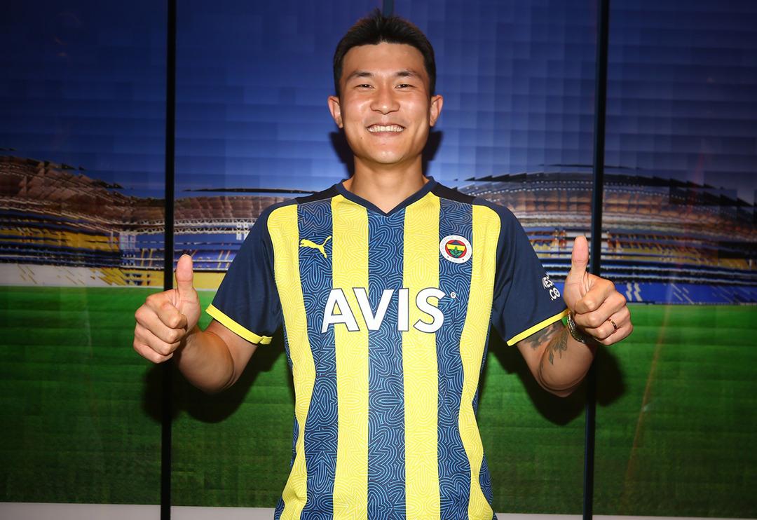 Fenerbah&ccedil;e'de yeni transfer Min-Jae Kim'in lisansı &ccedil;ıktı