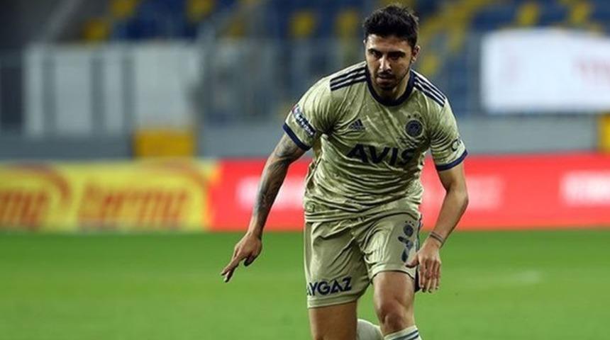 Ozan Tufan: Fenerbahçe milli futbolcuyu Watford'a kiraladı