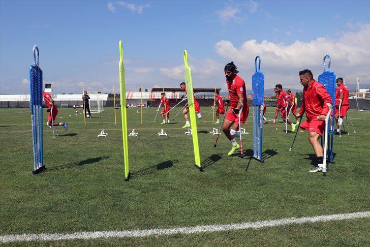 Ampute Milli Futbol Takımı, Avrupa Şampiyonası'nın hazırlıklarına Bolu'da devam ediyor G3