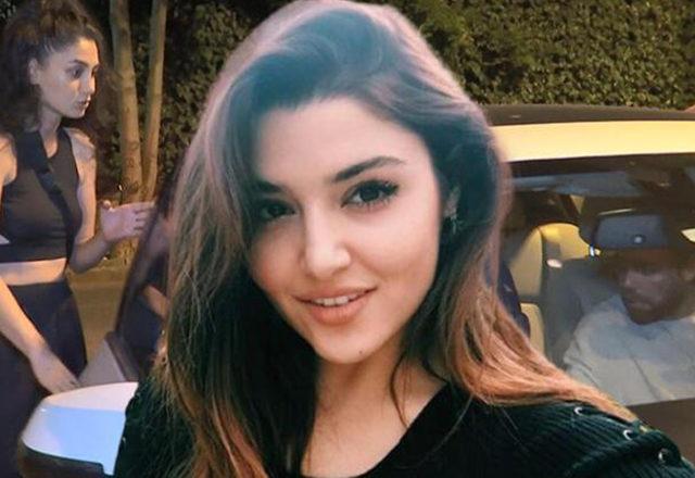 Arkadaşı Hande Erçel'in eski sevgilisiyle sevgili olan Sitare Akbaş sorulara bakın ne tepki verdi