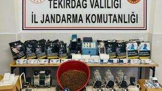 Tekirdağ'da bir evde çok sayıda makaron ve kaçak tütün ele geçirildi