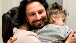 Tarkan'dan aile pozu: İnsanlığın çivisinin çıktığı şu tuhaf zamanlarda...