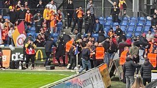 Randers - Galatasaray maçında olay çıktı