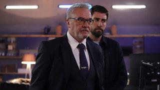 Ünlü oyuncu Mesut Akusta beyin kanaması geçirdi! Eşi son durumunu açıkladı