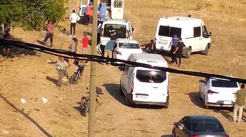 İzmir'de esrarengiz ölüm! Boş arazide erkek cesedi bulundu