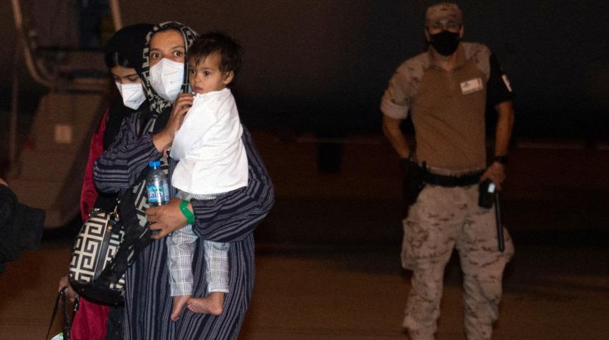 Risk altındakileri Afganistan'dan tahliye eden gazeteci ve yazar Nadane Ghouri: Onlara ihanet ettik
