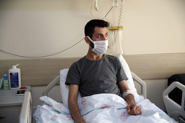 Kovid-19 tedavisi gören genç, aşı yaptırmadığına pişman G3