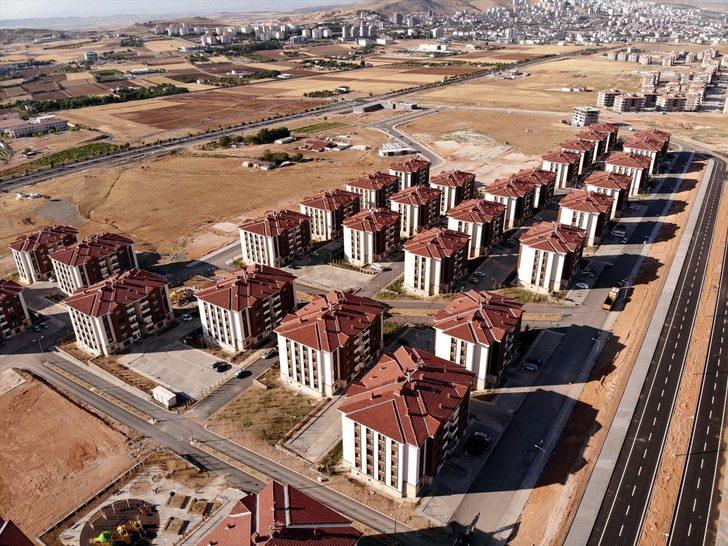 ÖNLEMİ HAYAT KURTARAN AFET: DEPREM - Elazığ'daki depremzedeler yeni konutlarında güvenle oturuyor G2