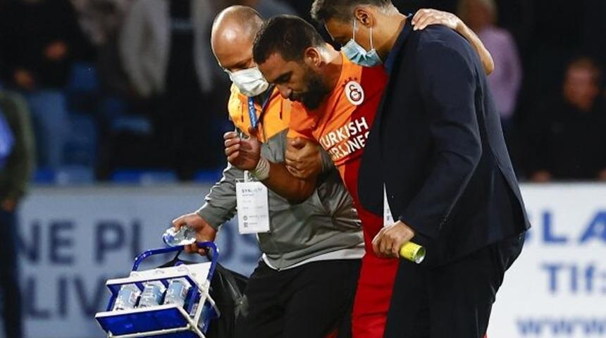 Galatasaray'da Arda Turan'da &ouml;dem ve kanama tespit edildi