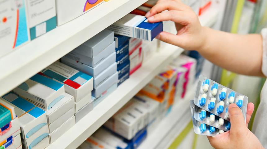 İngiltere'de bir ilk: Koronavirüs ilacı geliyor