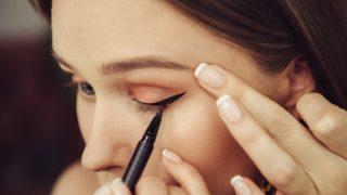 Artık kolay! Sadece birkaç dakikada kusursuz bir şekilde eyeliner çekebilirsiniz