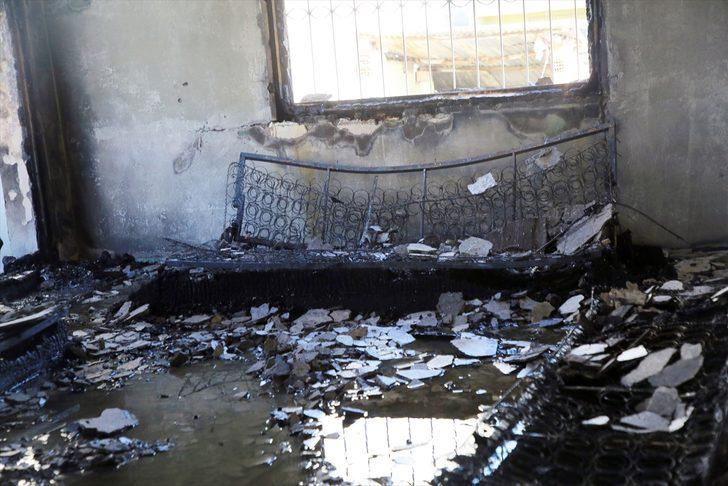 Mersin'de yangın çıkan evde hasar oluştu G2