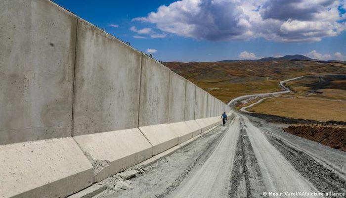 Türkiye-İran sınırına duvar: Göçmenler yeni rotalar belirliyor