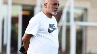 Hikmet Karaman: Alkışlanan takım olmak istiyoruz