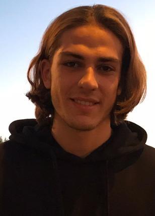 Doğan Alemdar tribünden takip etti