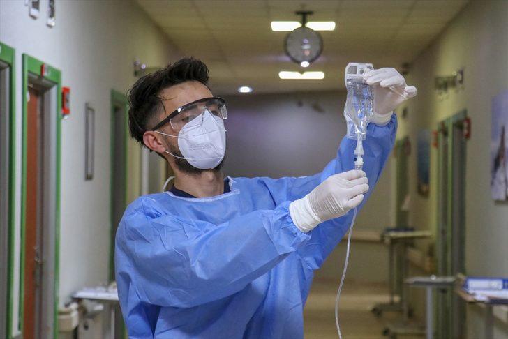 Van'da Kovid-19 hastaları aşıyla ilgili yanlış bilgilere inanmanın pişmanlığını yaşıyor G1