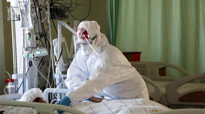 Doç. Dr. Hakan Akelma'dan tüyler ürperten sözler: Morgdaki çığlıklardan odama gitmek istemiyorum