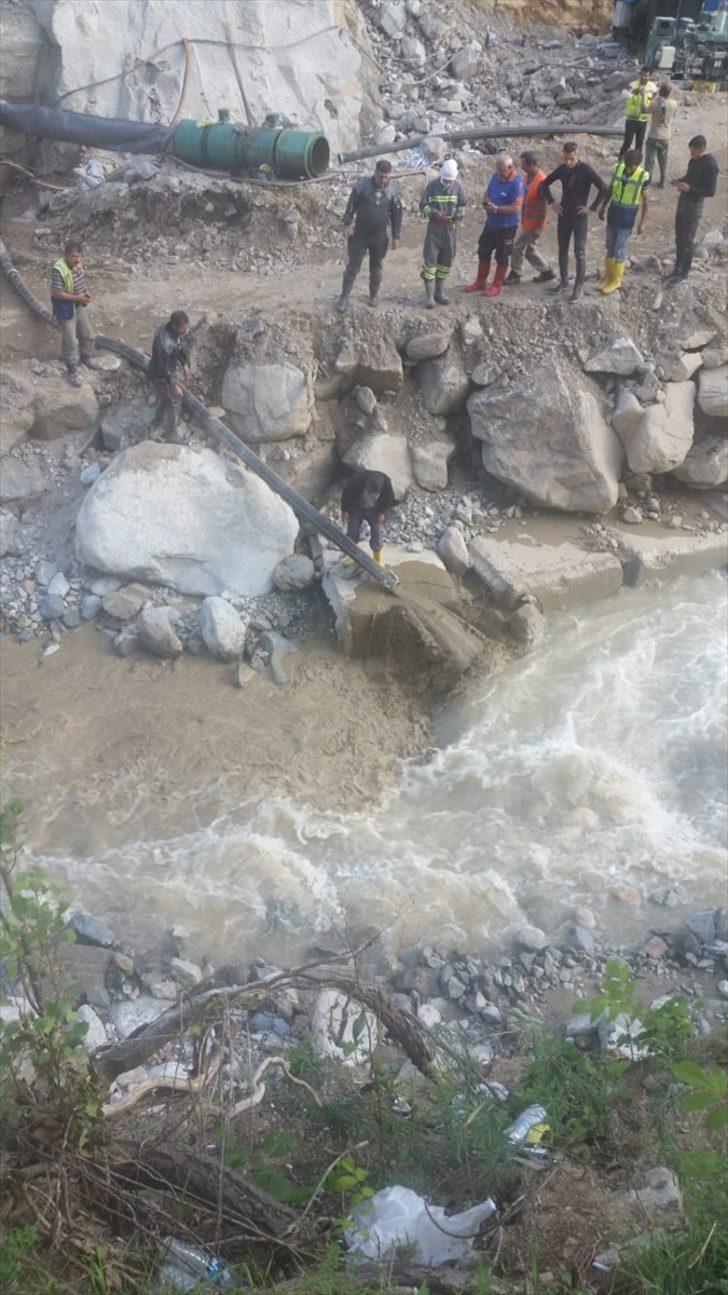 Erzurum'da tünelde sele kapılan işçiyi arama çalışmaları 16. gününde devam ediyor G4