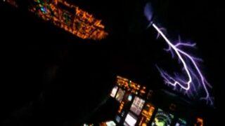 Pilot şimşeklerin arasından böyle geçti