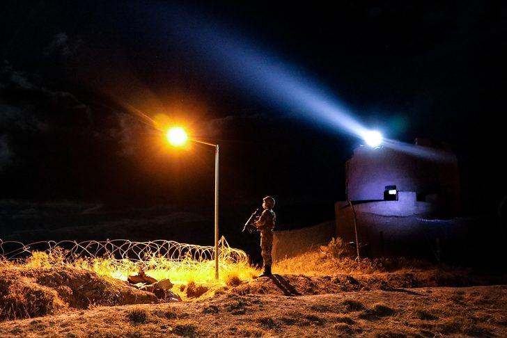 Güvenlik güçleri İran sınırında gece gündüz nöbette G3