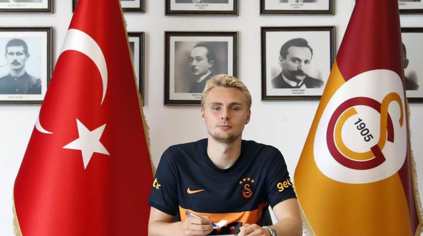 Galatasaray'a Victor Nelsson'dan müjdeli haber