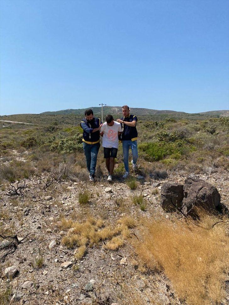 GÜNCELLEME - İzmir'de eğlence merkezinin önündeki bıçaklı kavgada 1 kişi öldü G3