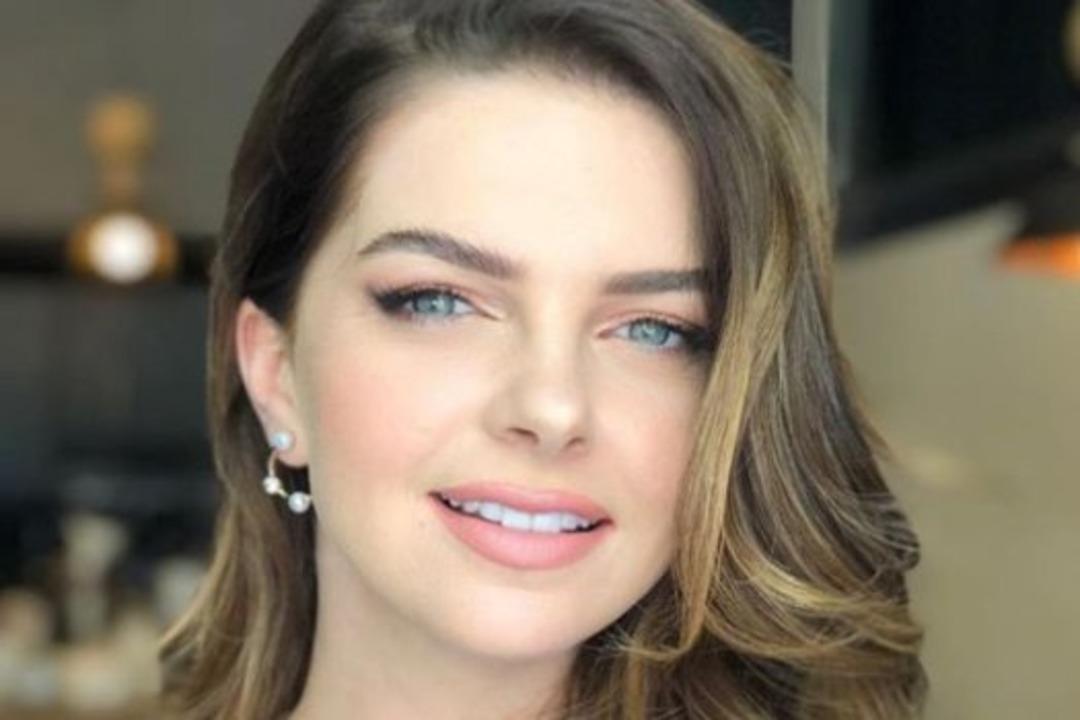 Pelin Karahan i&ccedil;in 'Estetik yaptırdı' iddiası! Bir Zamanlar Kıbrıs'ın İnci'sinin y&uuml;z&uuml;ndeki değişim dikkat &ccedil;ekti...