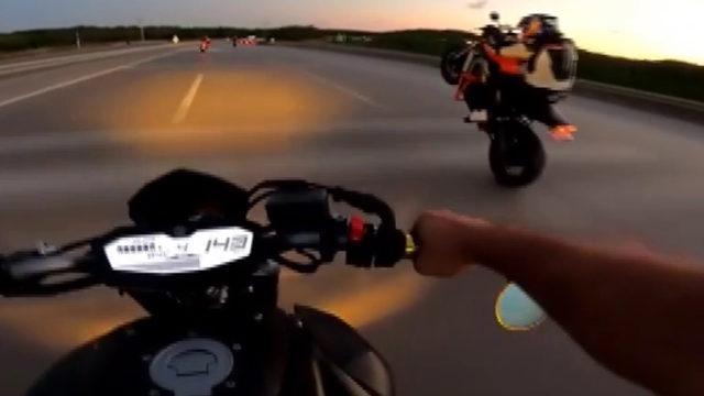 Şile yolunda motosikletlilerin tek tekerlek terörü saniye saniye kamerada