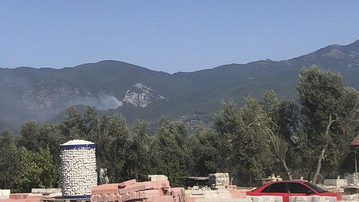 Kazdağları'nda çıkan orman yangınına havadan ve karadan müdahale ediliyor G4