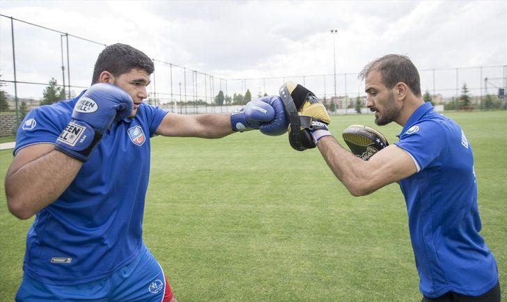 Milli kick boksçu Hakan Koç, dünya şampiyonasında altın madalya için irtifa kampında G4