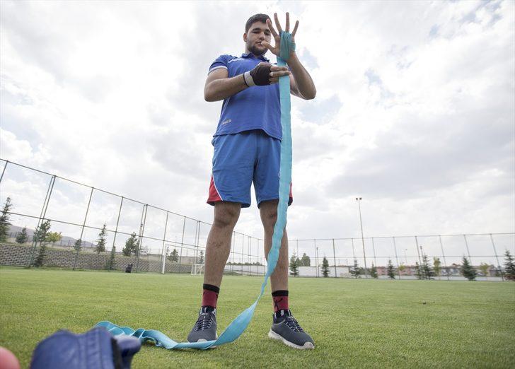 Milli kick boksçu Hakan Koç, dünya şampiyonasında altın madalya için irtifa kampında G5