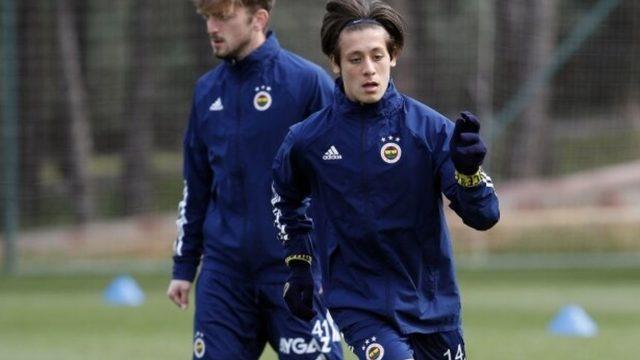 Arda Güler kimdir, kaç yaşında ve nereli? Arda Güler hangi mevkide oynuyor?