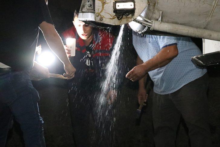 Bolu Dağı'nda, tankerden yola sızan metanol ulaşımda aksamaya neden oldu G4
