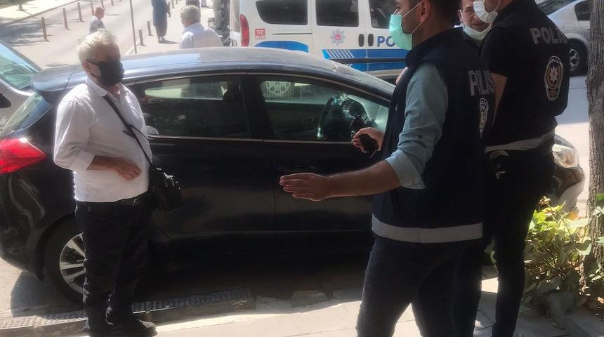 Temaslı olduğu tespit edilen kişi bankada yakalandı