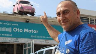 Bu 'vosvos' 15 yıldır çatıda duruyor: Aşağıya indirsem 1 dakikada satılır