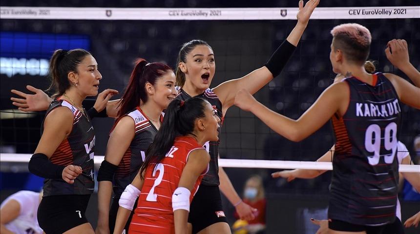 Türkiye Hollanda voleybol maçı hangi kanalda? Filenin Sultanları 5. maçında!